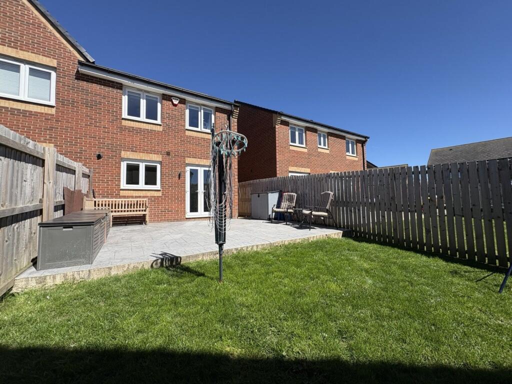 Ravensgill Road, Hemlington, Middlesbrough photo 2