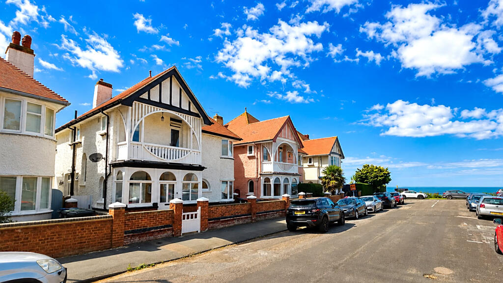 Main image of property: Beacon Road, Herne Bay, CT6 6AX