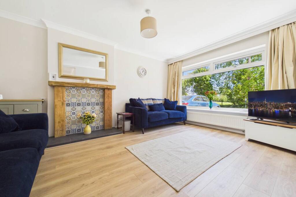 The Avenue, Mortimer Common, Reading, Berkshire, RG7 photo 3