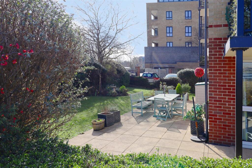 Main image of property: Wharfside Close, Erith