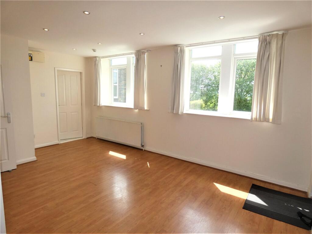 Additional image 3 of Stonelea, North View Road, Bradford, BD4