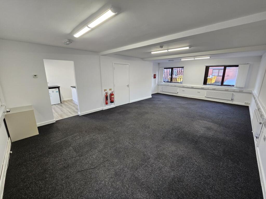 Additional image 4 of Unit 5, West Court, Saxon Business Park, Bromsgrove, B604AD
