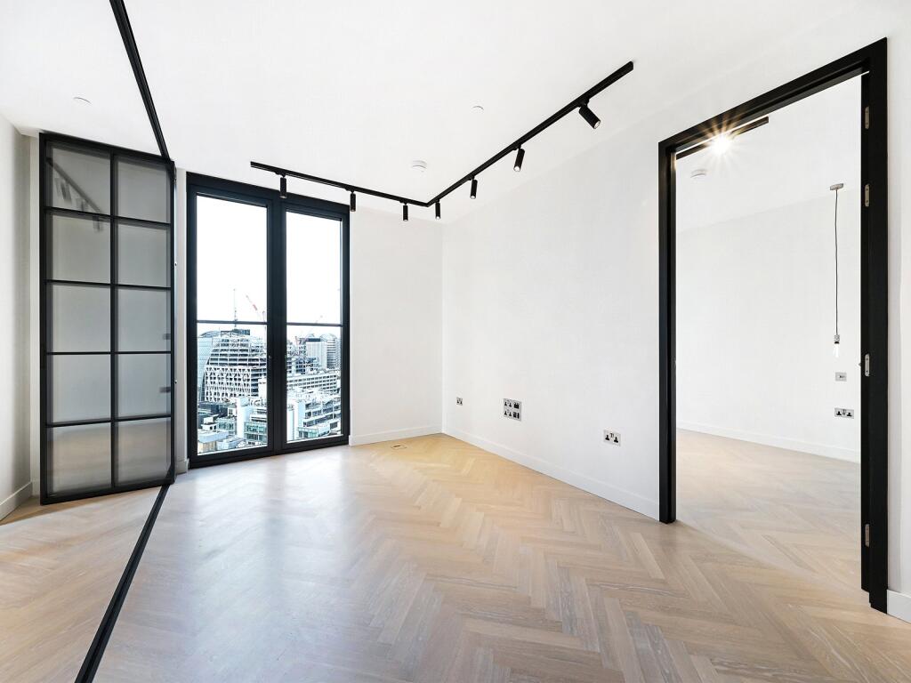 Apartment in London - View 4
