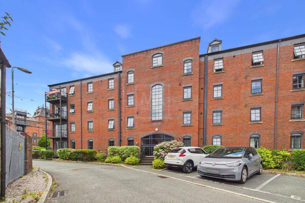 Main image of property: Elphins Drive, Beaumont Court, WA4