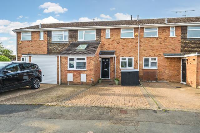 4-bed terraced on Welby Close, Maidenhead, £500,000