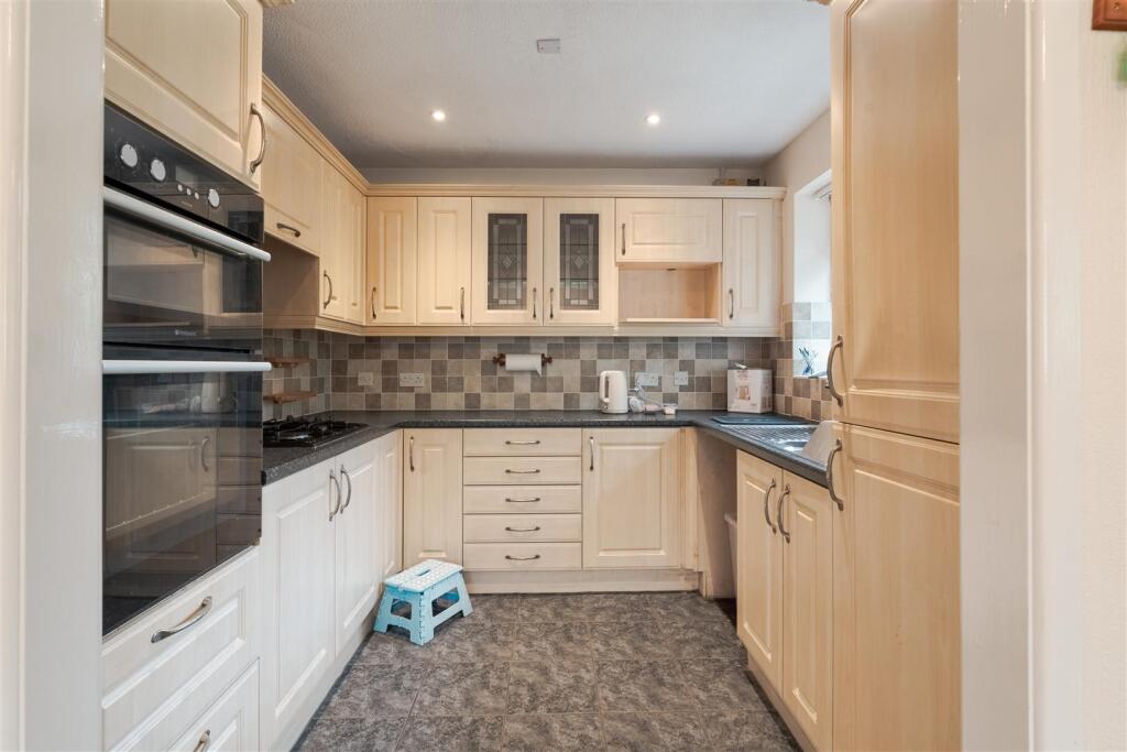 House in Lancaster, Dalton Town with Newton - View 4