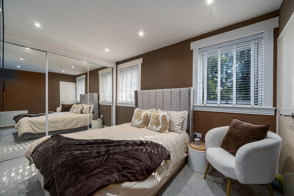 House in Dundee - View 4