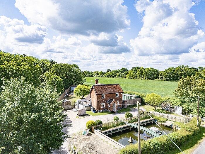 5-bed detached on Carters Green, Matching Tye, CM17, £800,000