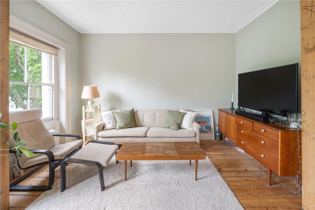 Apartment in London - View 5