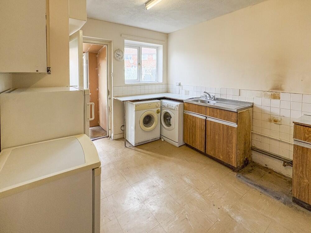 45, Hillcrest Road, Yeovil, Somerset, BA21 photo 4