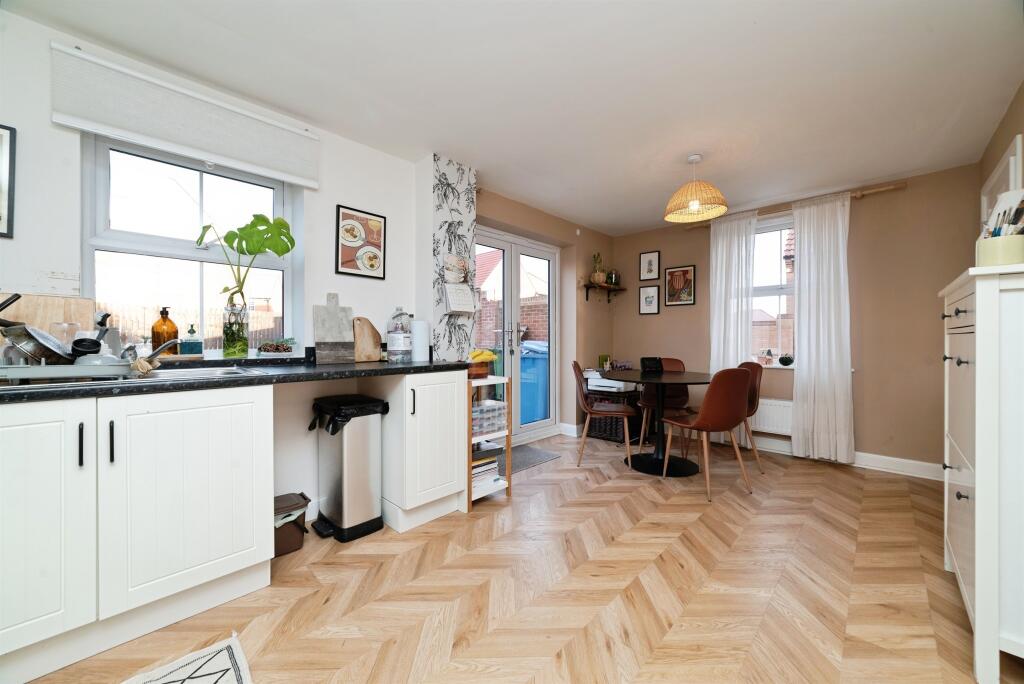 Wilson Drive, Cottingham - More