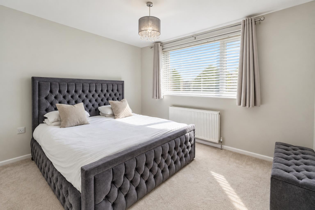 House in St Leonards-on-sea, St Leonards Green - More