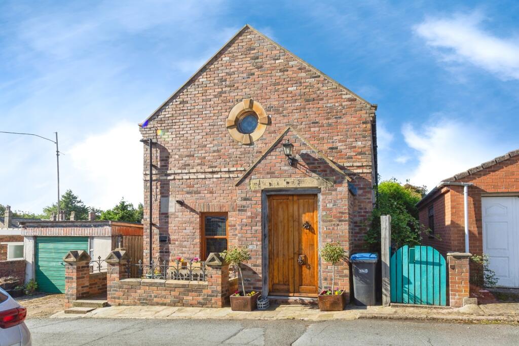 3-bed detached on Park Street, Willington, Crook, Durham, DL15, £295,000