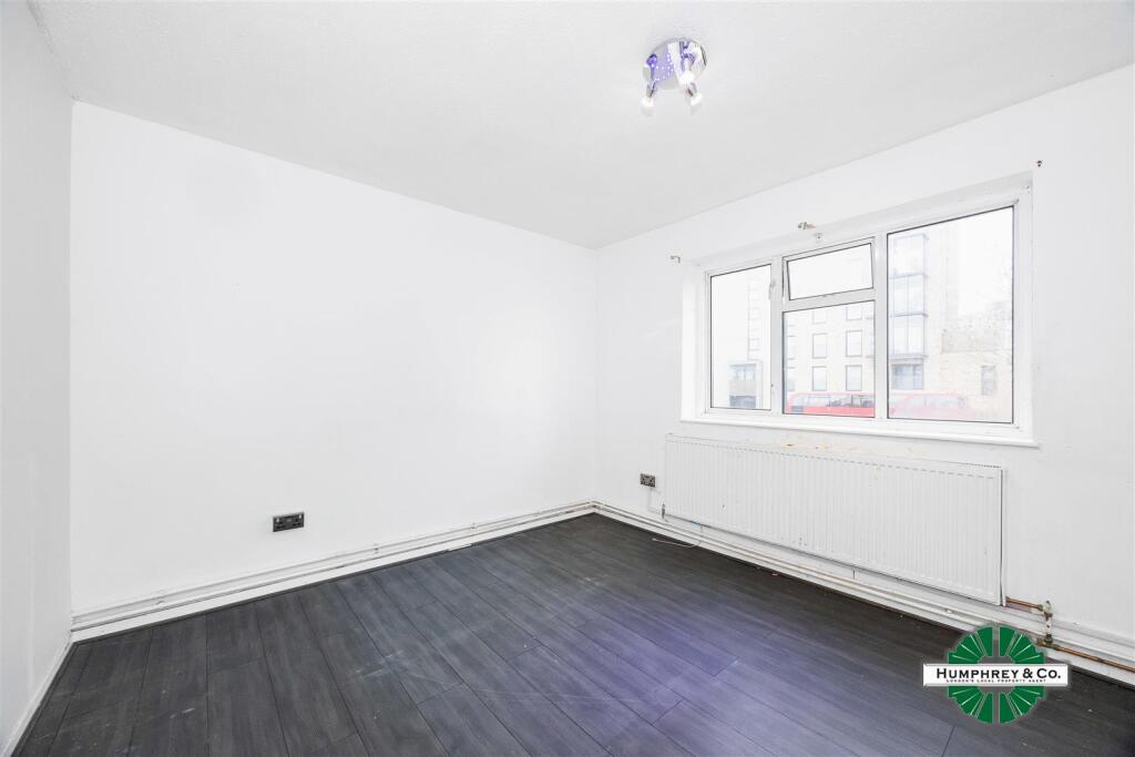 Henniker Road, Stratford, E15 1JS photo 3