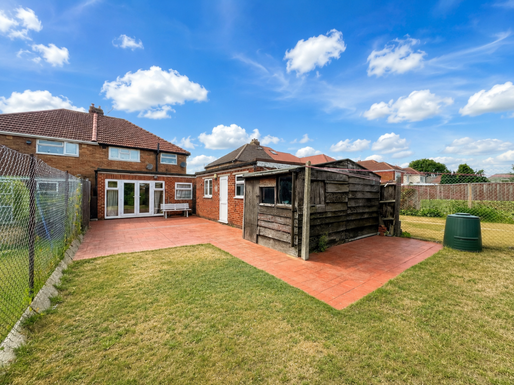 House in Slough - View 4
