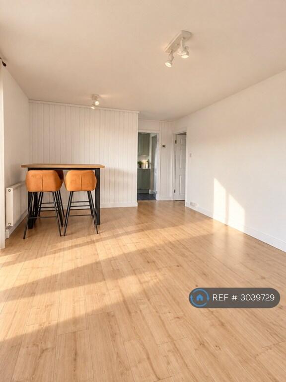 Apartment in Falkirk - More