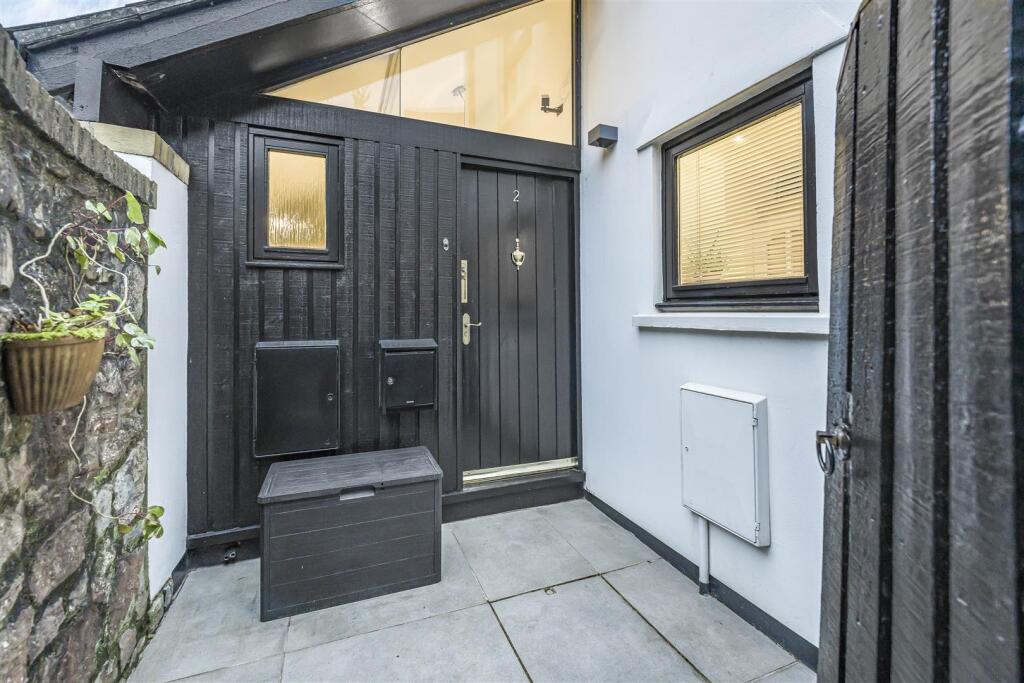 House in Cardiff - View 3
