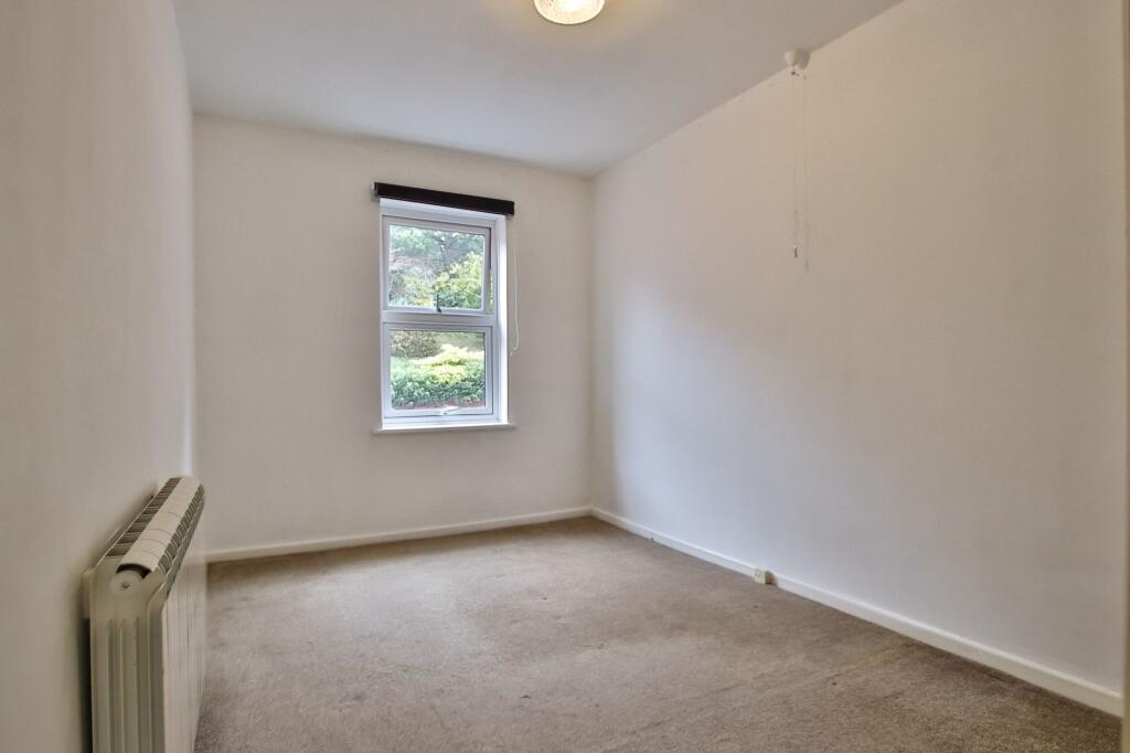Apartment in Worcester - View 4