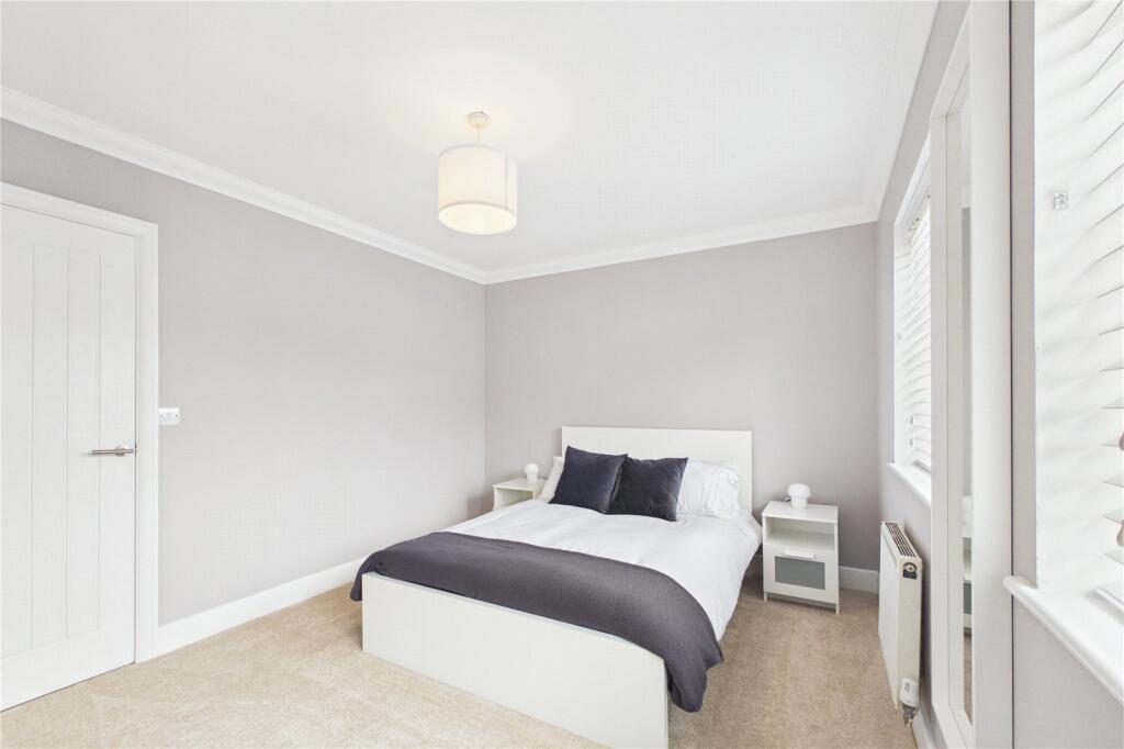 Richards Field, Chineham, Basingstoke, Hampshire, RG24 - View 5