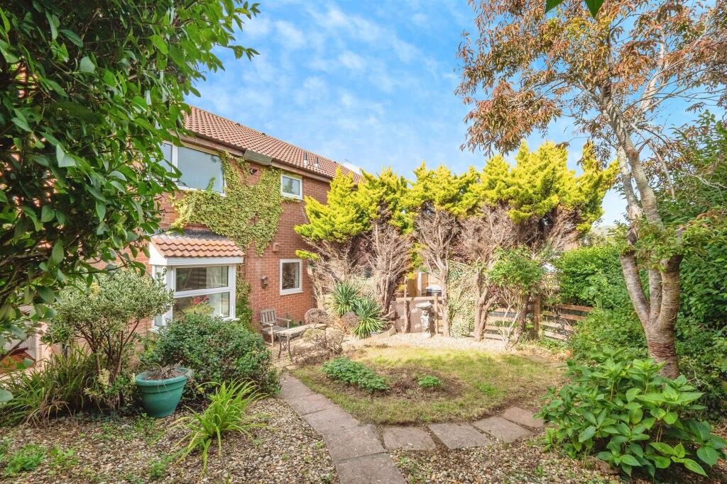 Main image of property: Kestrel View, Weymouth