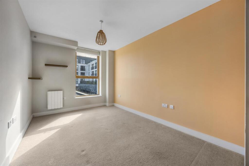 Riverside View, Temple Street, Keynsham photo 3