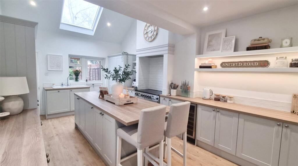 House in Crawley, Northgate - View 4