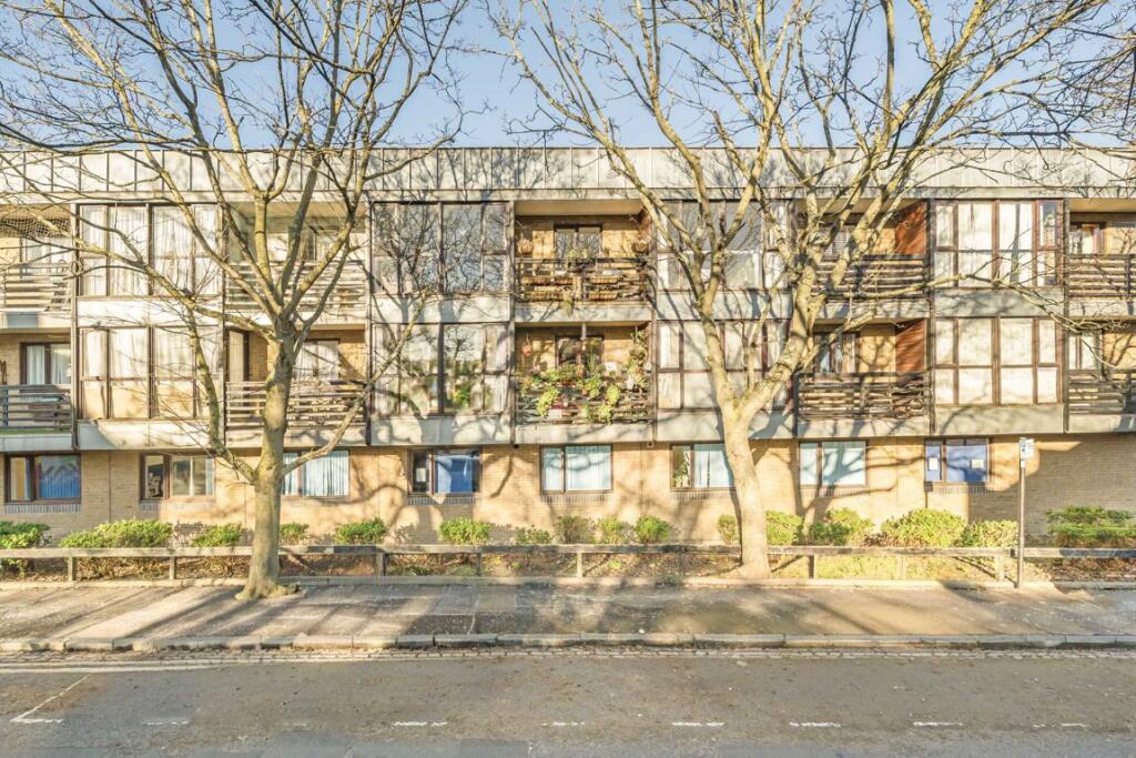 Main image of property: New Road, London