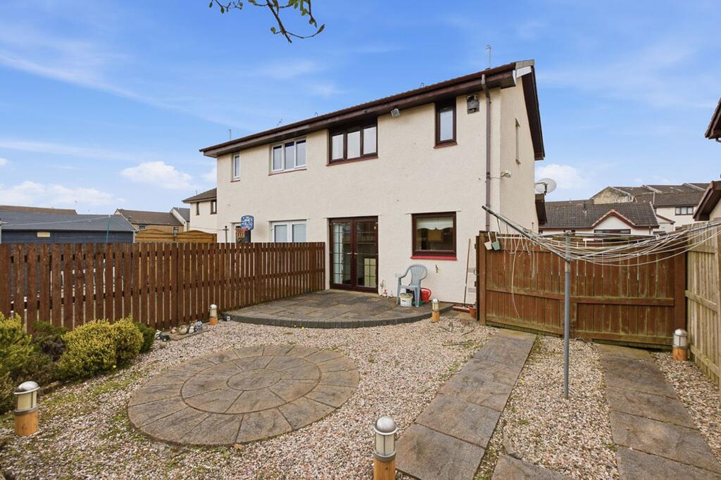 House in Johnstone, Quarrelton, Renfrewshire - View 4