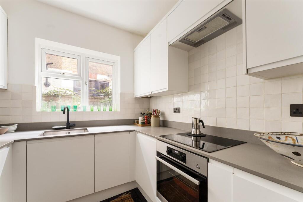 Apartment in London, Leyton - View 3