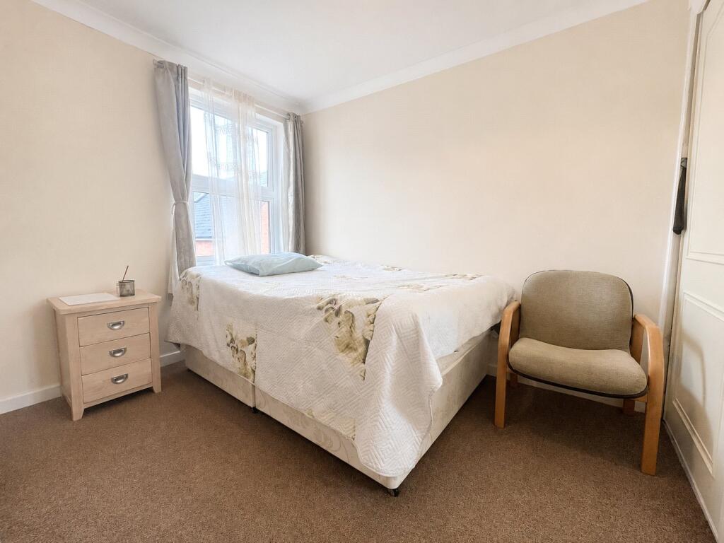 House in Swindon - View 5