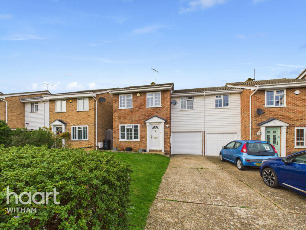 Juniper Crescent, Witham photo 2