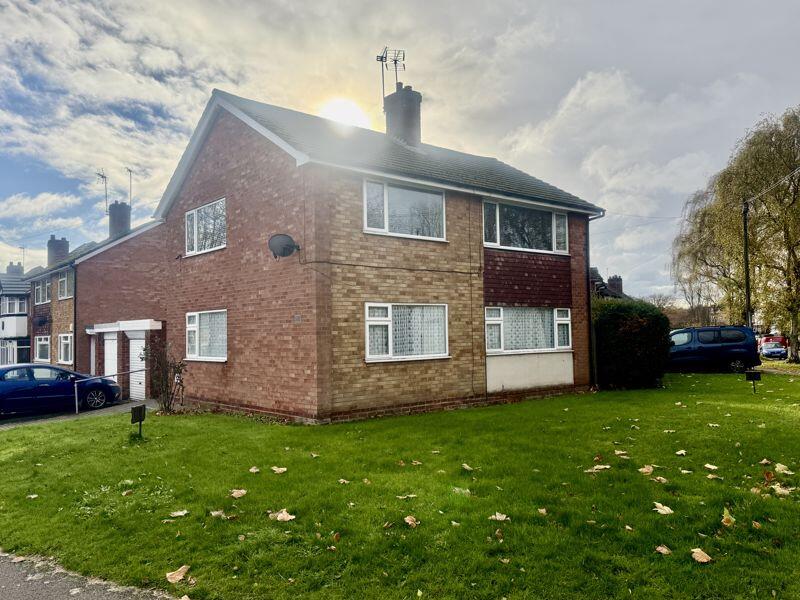 2-bed flat on Holly Lane, Birmingham, B24 9LA, £125,000