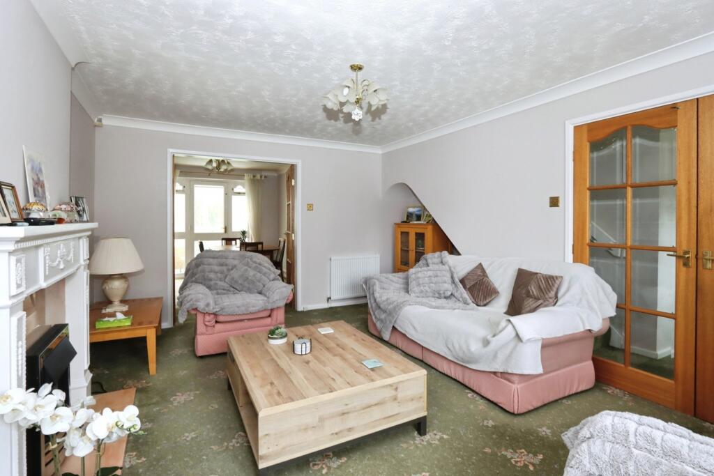 Cruck Close, Dronfield Woodhouse, Dronfield, Derbyshire, S18 - View 6