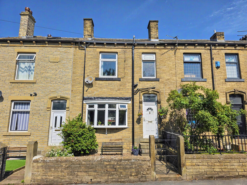 Main image of property: Shetcliffe Lane, Bradford