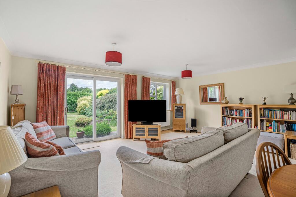 Main image of property: Boissy Close, St Albans, AL4