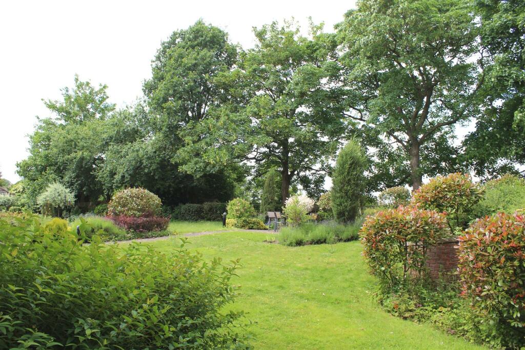 Ingle Court, Market Weighton, York photo 4