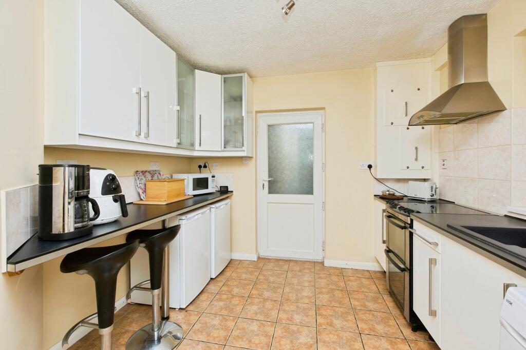 Tewkesbury Crescent, Chaddesden, Derby, Derbyshire, DE21 - More