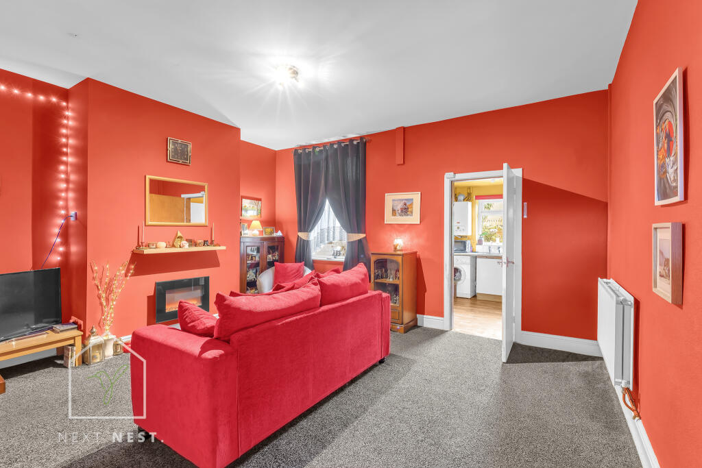House in Oldham - View 4