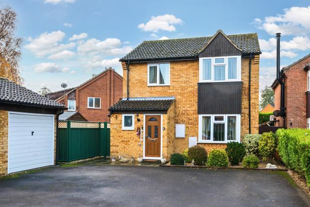 Isis Avenue, Bicester, Bicester
