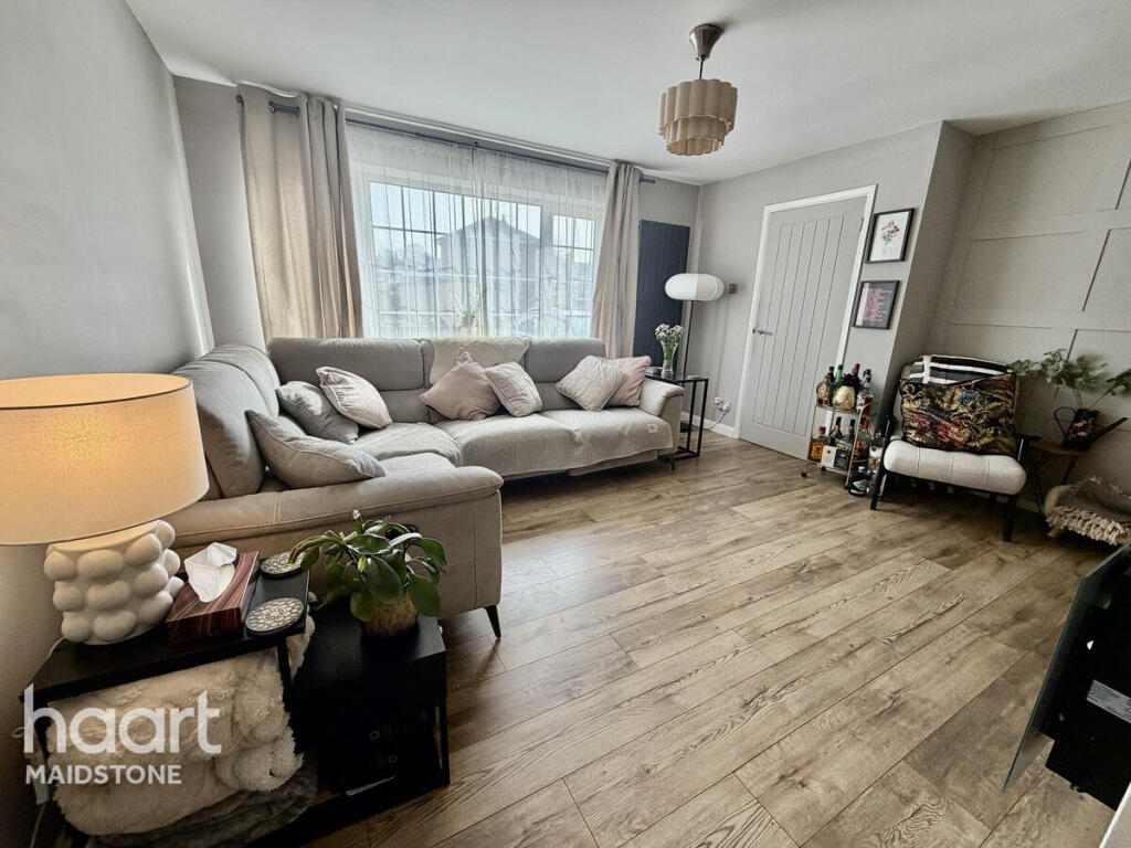 House in Tonbridge and Malling, East Malling and Larkfield