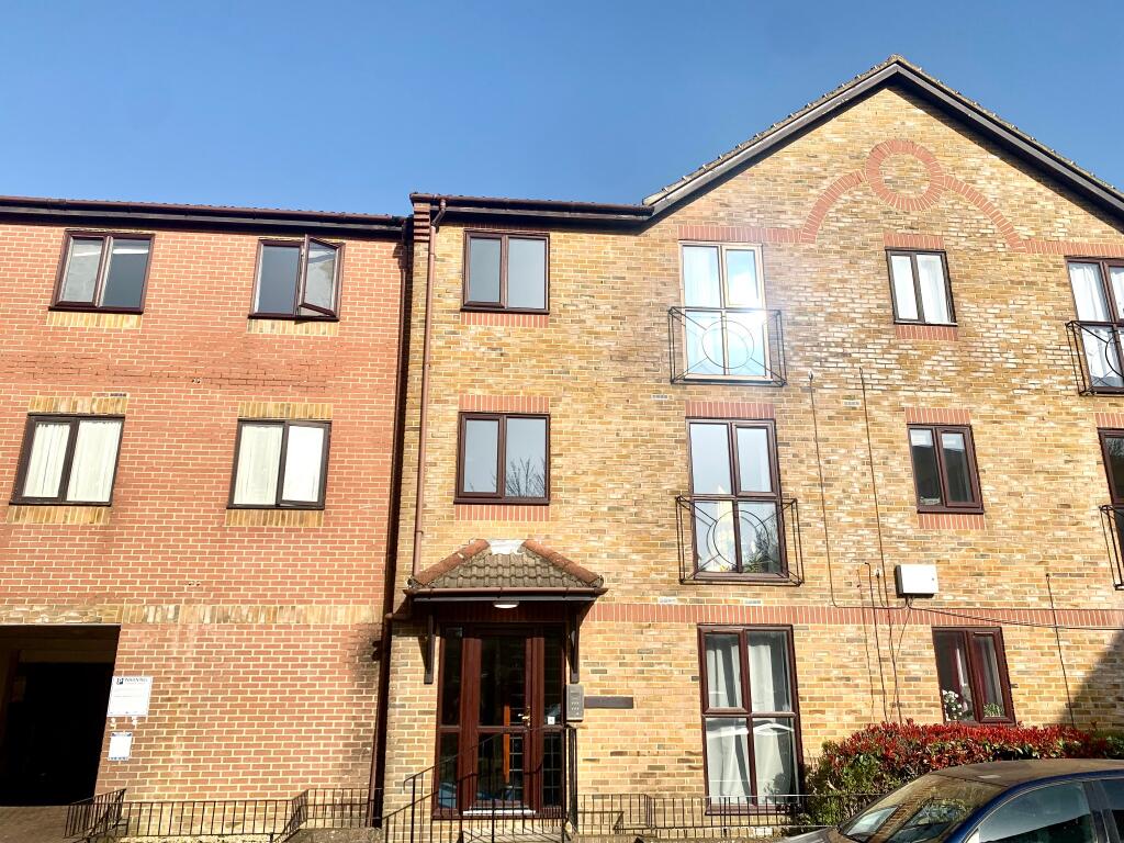 Main image of property: BANISTER PARK, SO15