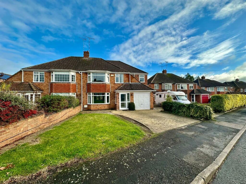 5-bed semi-detached on Canon Young Road, Whitnash, £550,000