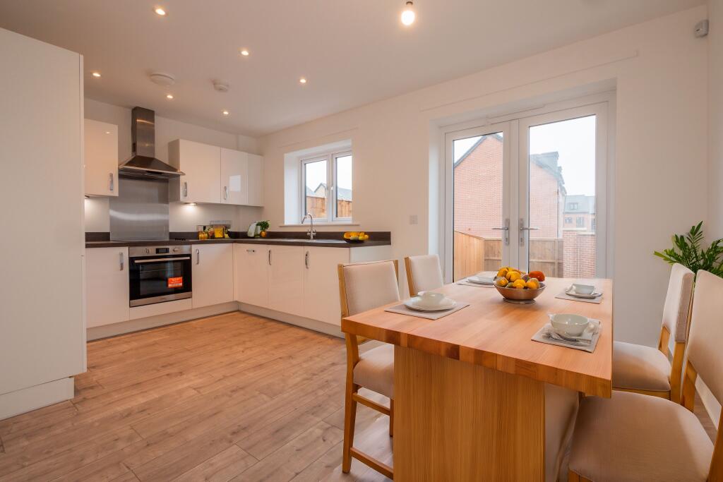 House in Nottingham - View 2