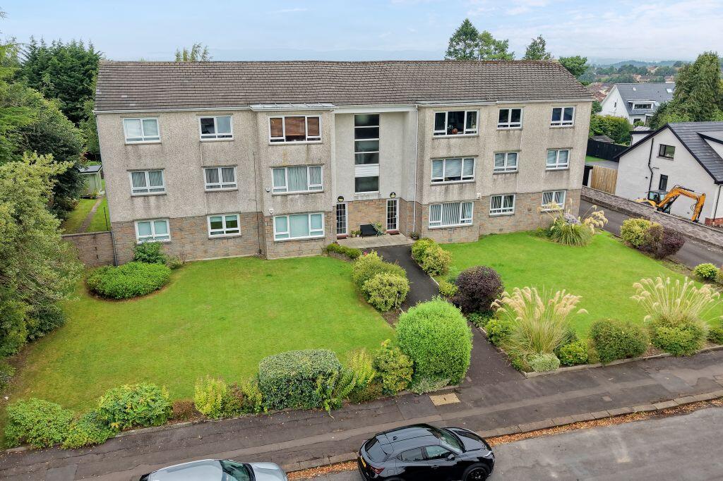 Main image of property: 19/3 Thornly Park Avenue, Paisley, PA2 7SE
