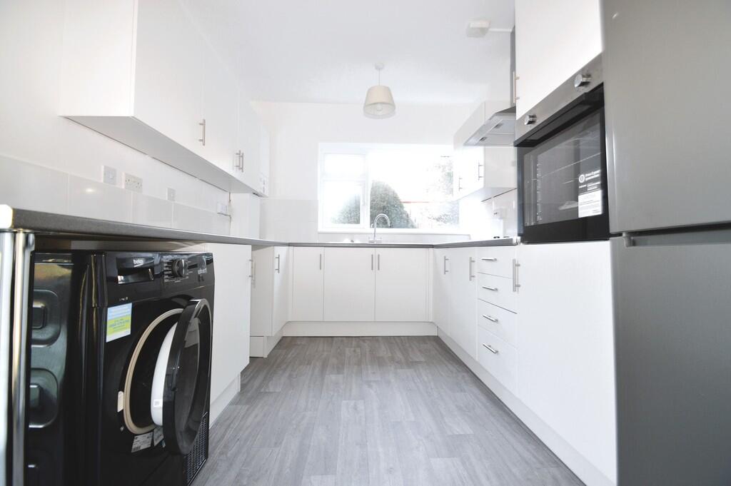 Main image of property: Kingswood Road, Bromley