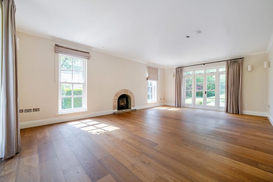 House in Guildford - View 4