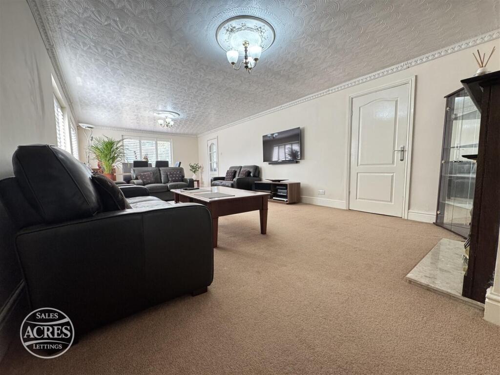 Pages Lane, Great Barr, Birmingham photo 3