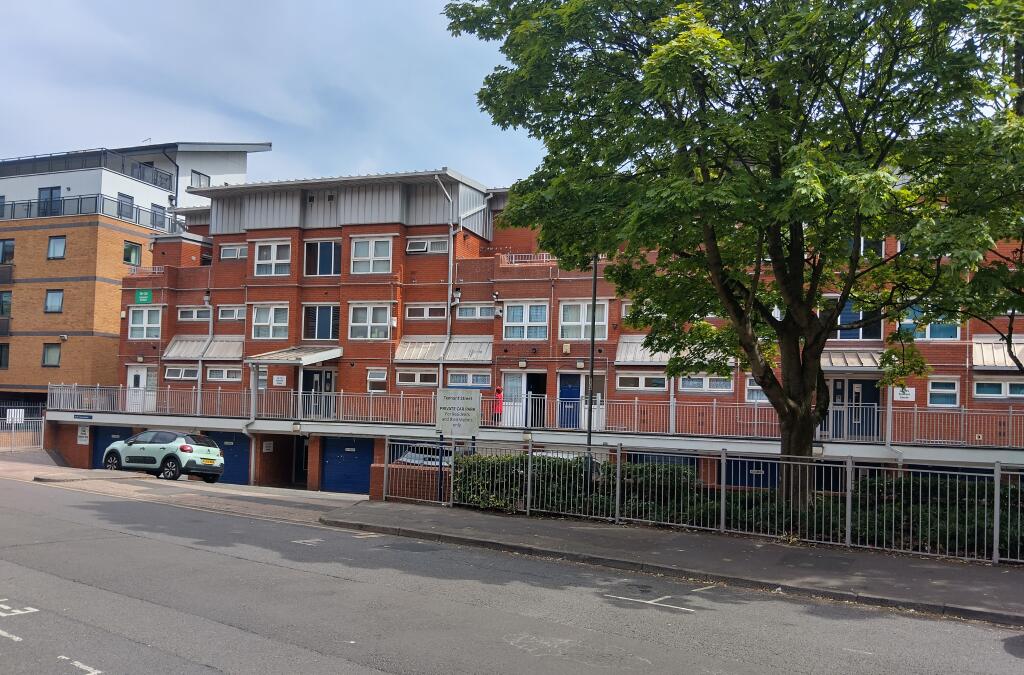 Apartment in Birmingham - View 2