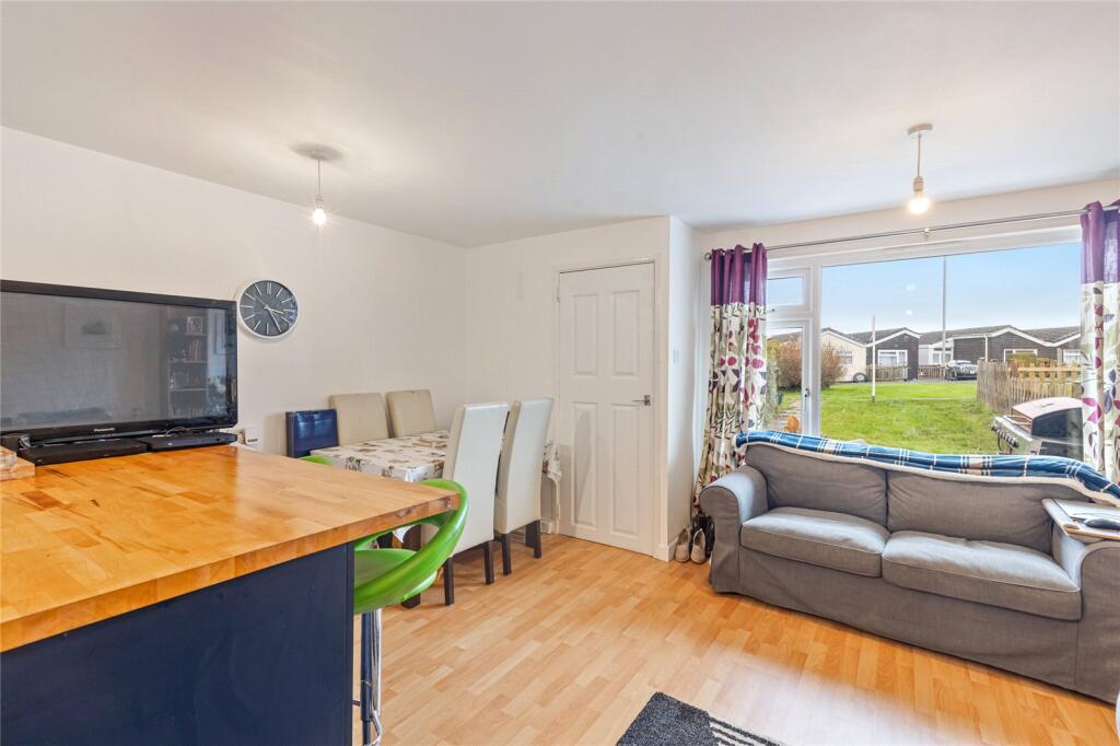 94, Cumber Close, Malborough photo 4