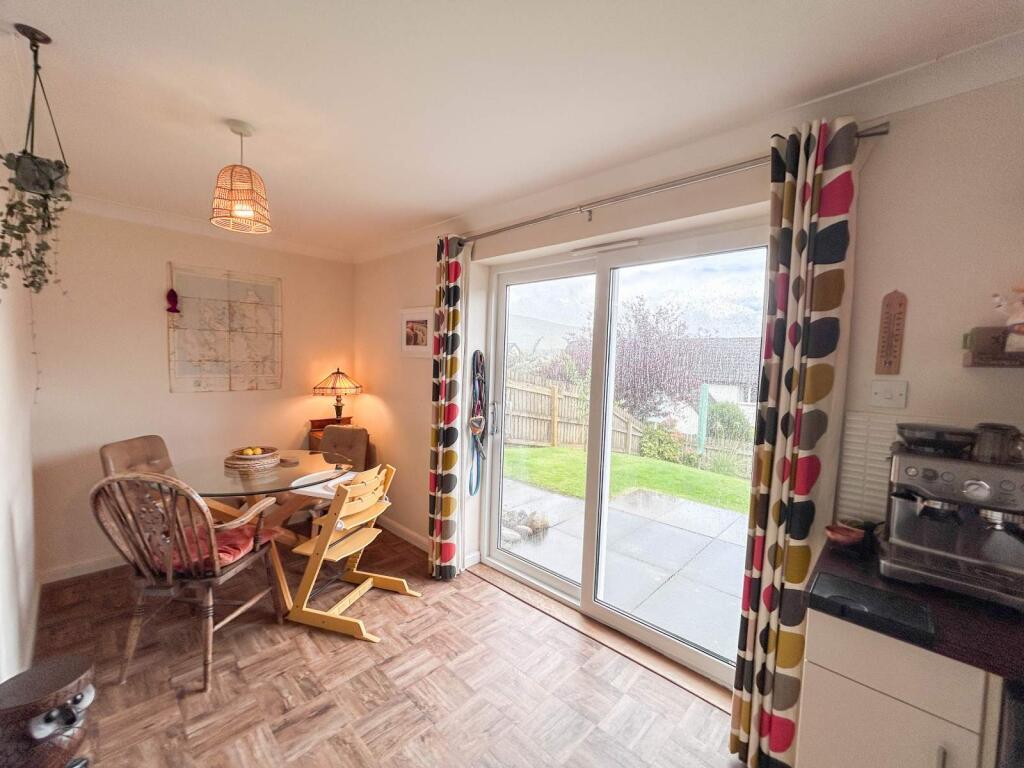 2 Rathad Nan Ciobairean, Portree, Isle of Skye, IV51 9TQ photo 4
